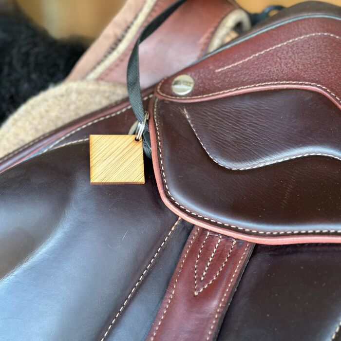 Médaille cheval personnalisée bois Losange 35x35mm L